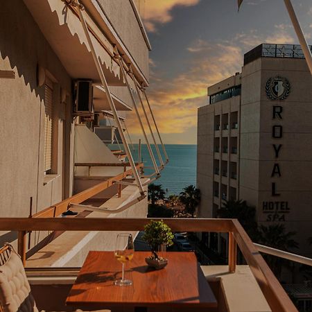 Vivi'S Seaside Apartment Durres Bagian luar foto