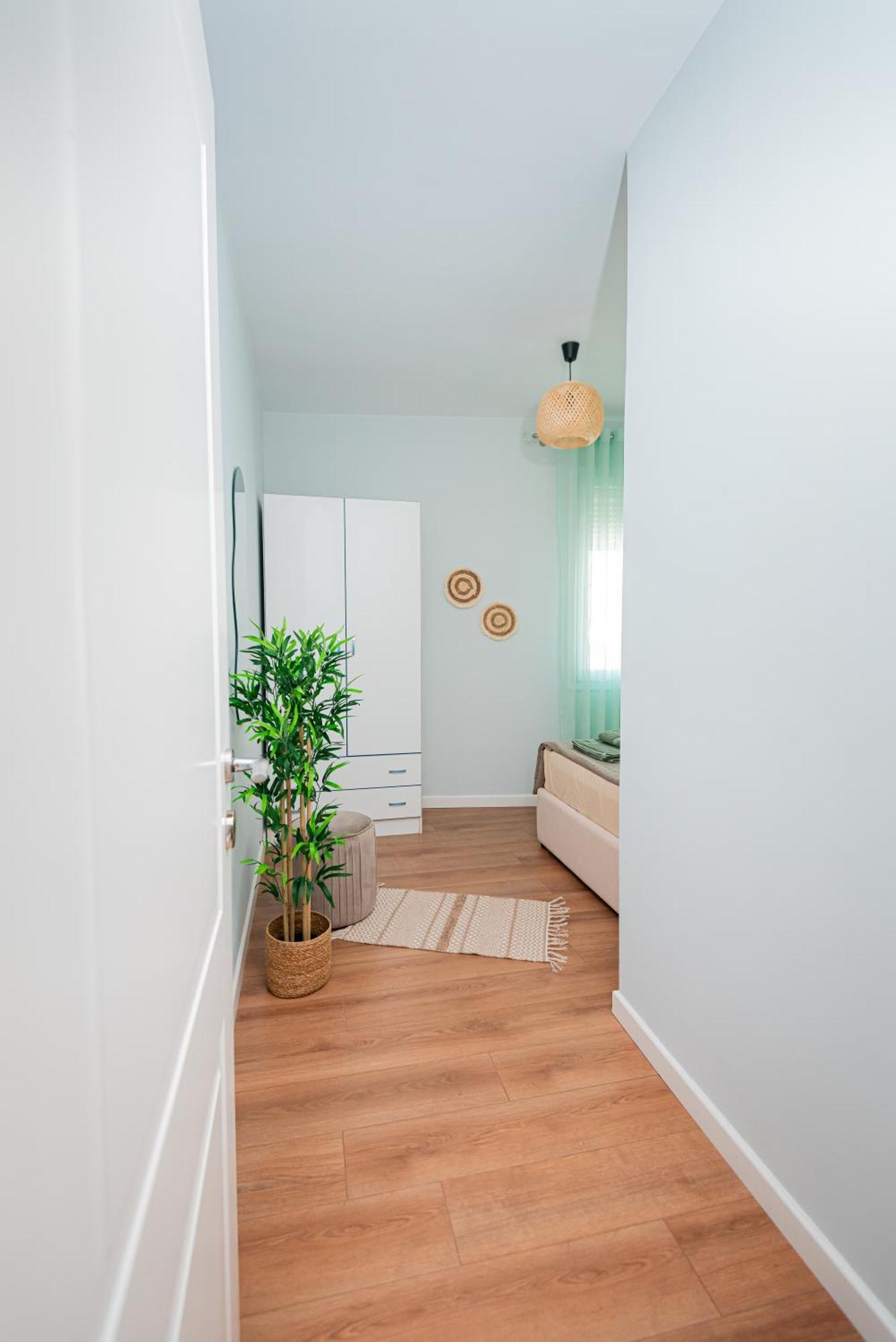 Vivi'S Seaside Apartment Durres Bagian luar foto